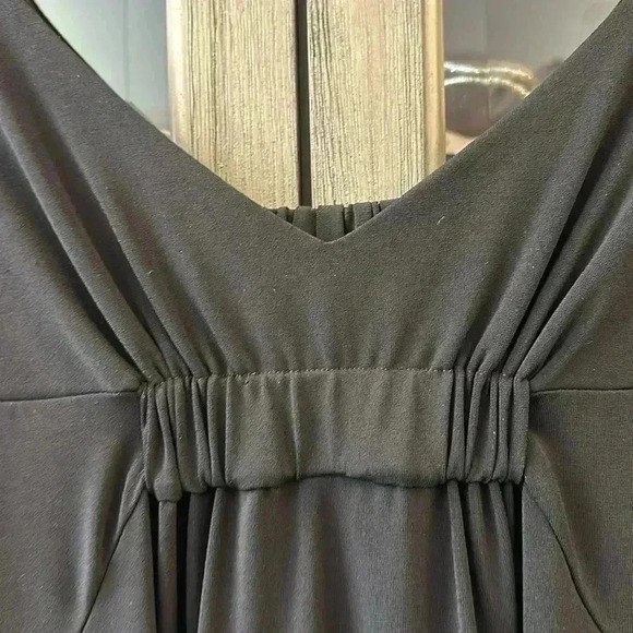 Cabi Women's Medium Black Jersey Empire Waist Knee Length Dress Size small - Picture 3 of 8